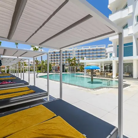 فندق Tasia Maris Sands (adults Only)