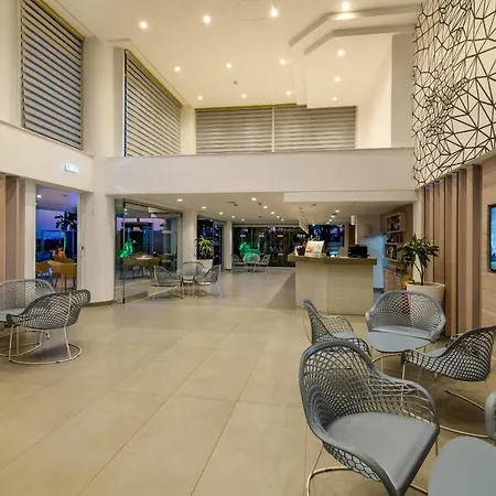 Tasia Maris Sands (adults Only) 4*
