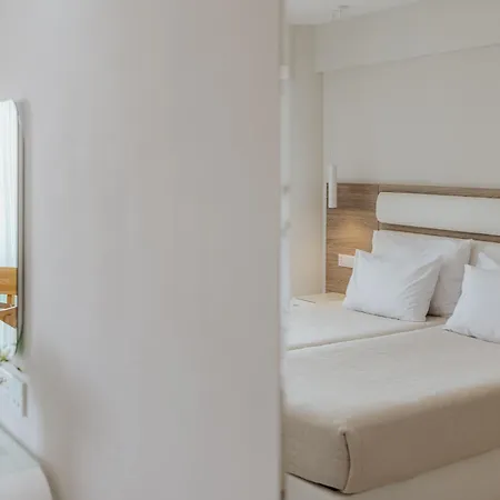 Tasia Maris Sands (adults Only) 4*