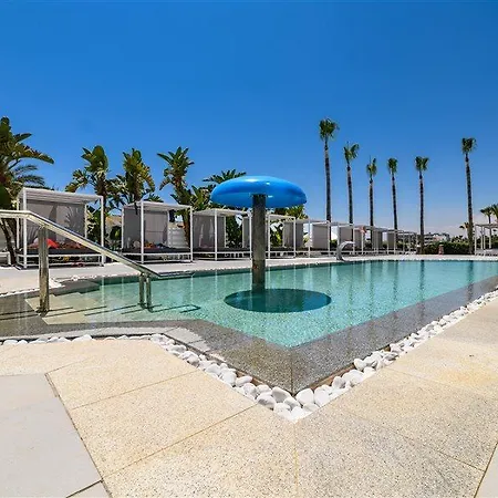 Tasia Maris Sands (adults Only) ホテル 4*